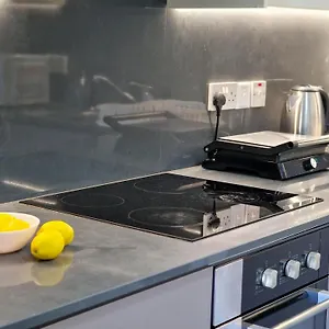  דירה Airbnsea Centre Side Sea View קפריסין